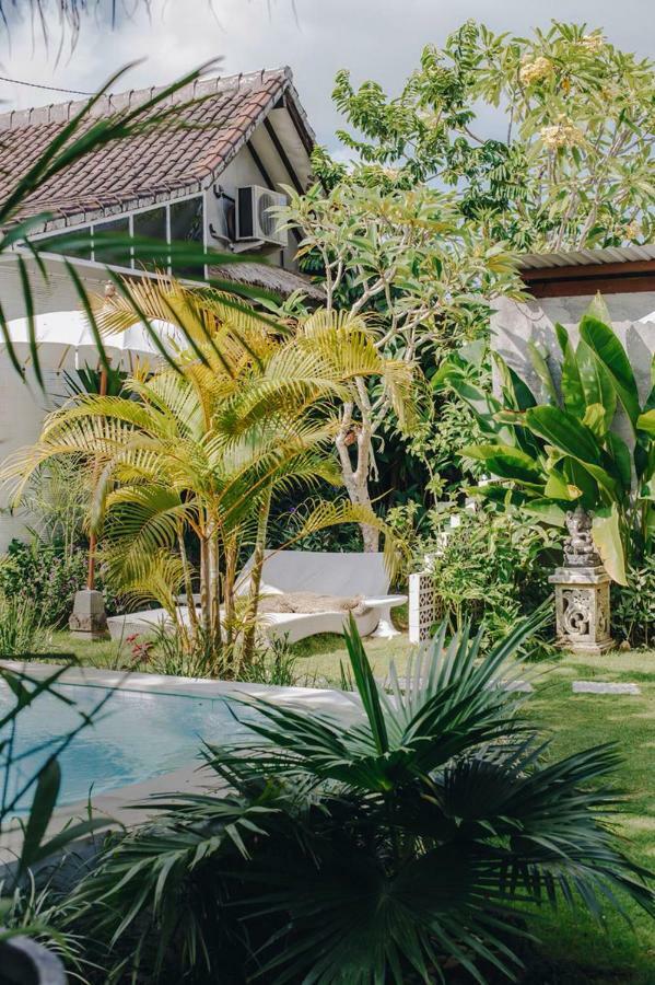 Lila Boutik Residence Canggu Extérieur photo